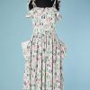 B2837-Robe-1950-en-piqué-de-coton-blanc-imprimé-carrés-T3840-01