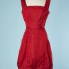 B2845-Robe-tulipe-1950-soie-rouge-Jane-André-T3436-01