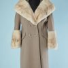 Manteau 1960 en lainage gris et parements en vison