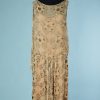 B2901-Robe-1920-en-mousseline-beige-lamé-or-et-cercles-T42-01