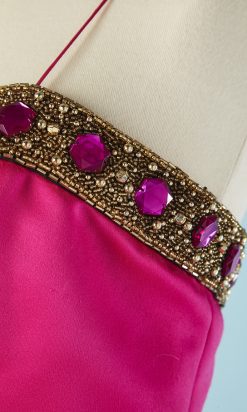 B2808-Robe-du-soir-Bill-Blass-en-satin-rose-et-noir-et-strass-T3840-01