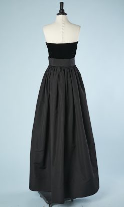 B2817-1Robe-bustier-en-faille-noir-haut-velours-Pierre-Cardin-T36-38-01