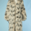 B3074-Long-Manteau-en-plumes-beige-rose-et-grises-T3840-01