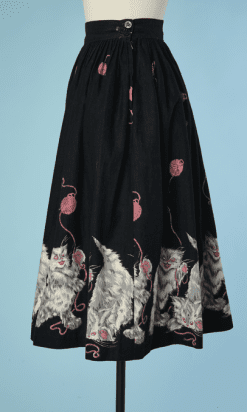 B3184-Jupe-1950-circle-en-coton-noir-imprime-de-chats-T34-02