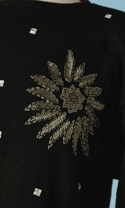 B3213-Robe-1950-en-laine-noir-perlee-or-argent-Pierre-Cardin-T44-01