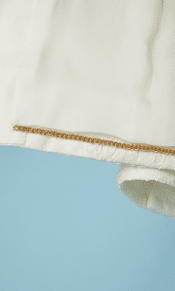 B3217-Tailleur-jupe-de-mariage-blanc-Chanel-01