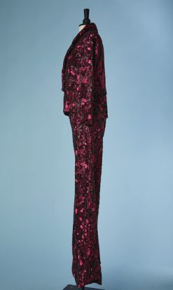 B3249-Tailleur-pantalon-1970-entierement-paillete-violine-et-noir-t38-001.jpg