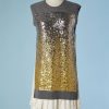 B3256-Robe-Louis-Vuitton-en-laine-grise-brodee-de-paillettes-et-volants-en-satin-t40-42-001