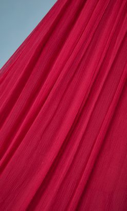 B3445-Robe-longue-en-mousseline-fuchsia-avec-bande-perlee-dos-t36-001