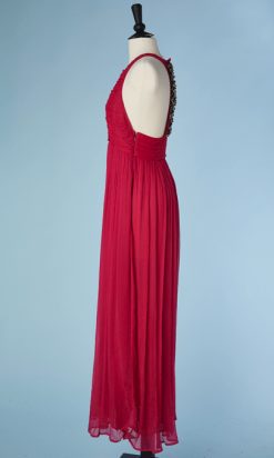 B3445-Robe-longue-en-mousseline-fuchsia-avec-bande-perlee-dos-t36-001