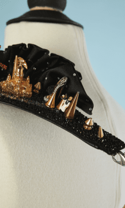 B4429-Sac-en-cuir-noir-epaulette-Edition-limitee-2012-Artemis-Louboutin-001