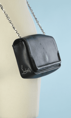 B4429-Sac-en-cuir-noir-epaulette-Edition-limitee-2012-Artemis-Louboutin-001