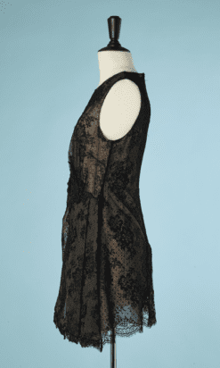 B4255-Robe-Valentino-en-dentelle-noire-doublee-nude-t38-001