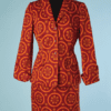 B4257-Tailleur-Gianfranco-Ferre-en-viscose-et-polyamide-rouge-imprime-fleurs-oranges-t44-IT-001