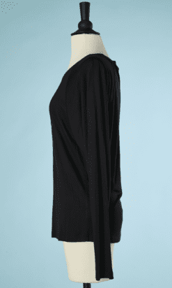 B4286-T-shirt-en-viscose-noir-brodee-de-paillettes-Karl-Lagerfeld-T40-001