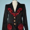 B4291-Veste-en-satin-noir-broderies-et-paillettes-rouges-Boutons-or-Yves-Saint-Laurent-T36-001