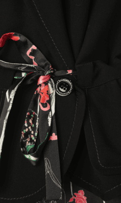 B4326-Tailleur-en-satin-imprime-et-polyester-noir-Christian-Lacroix-T38-001