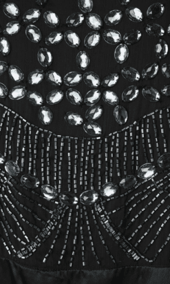 B4414-Robe-en-viscose-noire-brodee-perles-et-cabochons-Valentino-T42-001