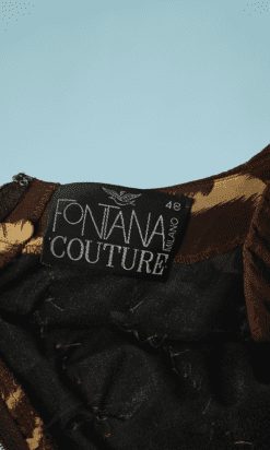 B4471-Robe-en-soie-beige-et-marron-imprime-taches-haut-plisse-croise-Fontana-Couture-T42-001