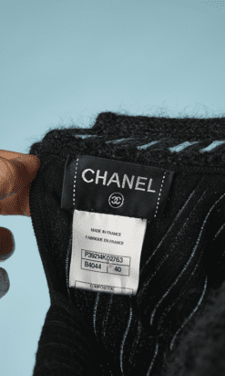 B4508-Robe-Chanel-noire-grise-en-laine-polyamide-mohair-T40-001