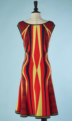 B4517-Robe-en-maille-Versace-jaune-rouge-marine-T38-001
