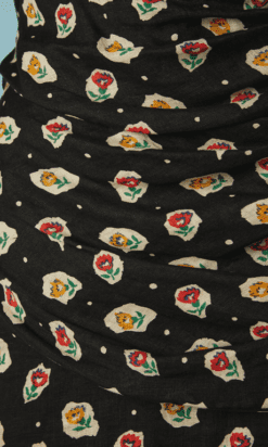 B4572-Robe-1950-Ungaro-en-coton-noir-fleurs-jaune-et-rouges-T42-001