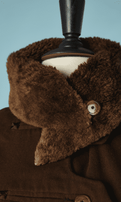 B4578-Veste-1910-en-lainage-marron-brodee-T38-001