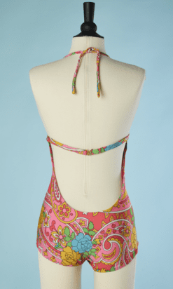 B4622-Maillot-de-bain-1-piece-rose-imprime-de-fleurs-bleu-jaune-et-rose-T36-001