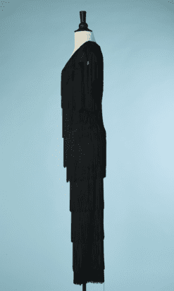 B4842-Robe-longue-noire-a-frange-T38-01.