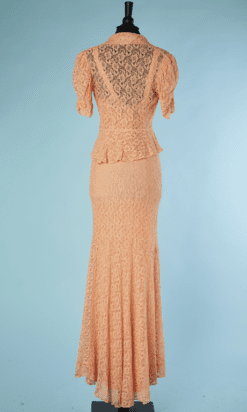 B4884-Tailleur-robe-du-soir-1930-en-dentelle-rose-peche-T38-01