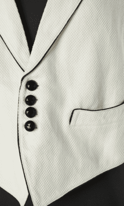 B4960-Gilet-en-pique-de-coton-blanc-lisere-noir-01