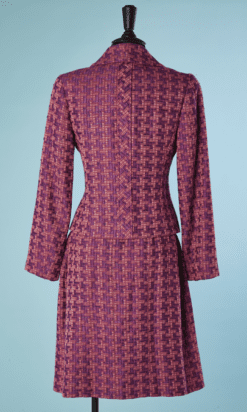 B5197-Tailleur-chanel-en-tweed-rose-et-violet-t40-001