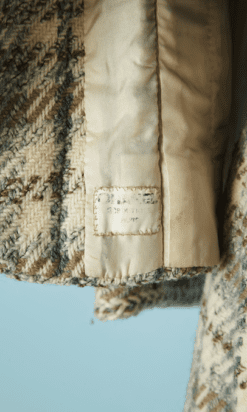 B5210-Tailleur-couture-Chanel-en-tweed-1970-t38-001