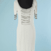 B5231-Robe-christian-Dior-en-maille-coton-blanc-et-anneaux-metalliques-t40-001