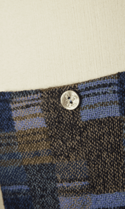 B5232-Mini-jupe-Christian-Lacroix-lainage-a-carreaux-bleu-noir-marine-et-jaune-t36-38-001