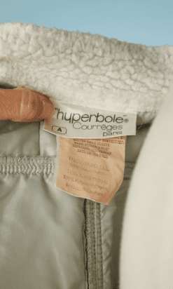 B5241-Blouson-Courreges-Hyperbole-en-velours-cotele-gris-tA-001