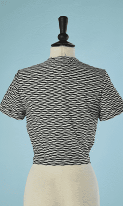 B5243-Mini-blouson-Versace-polyester-noir-et-blanc-t36-001