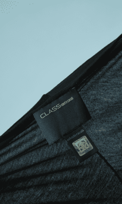 B5369-T-shirt-Roberto-Cavalli-en-modal-noir-et-clous-dores-t42-44-001