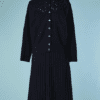 B5918-Tailleur-1940-en-laine-tricot-marine-col-ajouree-T38-01
