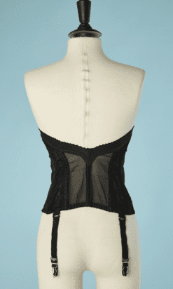 B5920-Guepiere-bustier-en-dentelle-noire-T34-01