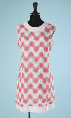 B5580-Robe-1960-en-guipure-de-fleurs-roses-et-blanches-doublure-blanche-t40-42-002
