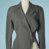 B6162-880E-Veste-Thierry-Mugler-en-lainage-gris-asymetrique-t38-001