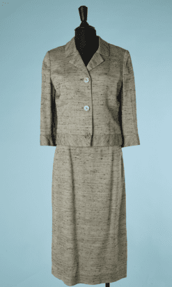 B6407-Tailleur-1960-en-lin-beige-tisse-noir-et-marron-T40-001