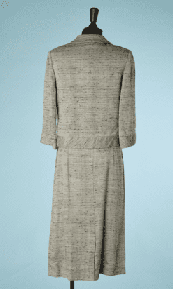 B6407-Tailleur-1960-en-lin-beige-tisse-noir-et-marron-T40-001