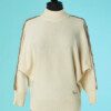 B6799-Pull-Christian-Dior-coordonnes-en-laine-ecru-et-beige-t42-001