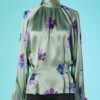 B6810-Chemisier-Ungaro-en-satin-vert-et-fleurs-violettes-t38-001
