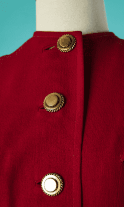 Alternative view of Tailleur 1940 en crêpe de laine rouge