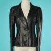 B7811-Veste-en-cuir-Chanel-noir-brillant-t38-001