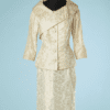 B6078-Tailleur-1950-en-soie-ivoire-jacquard-de-fleurs-t38-40-001