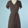 B5450-Robe-de-jour-1930-en-coton-marine-carreaux-bleu-jaune-rouge-T40-001.